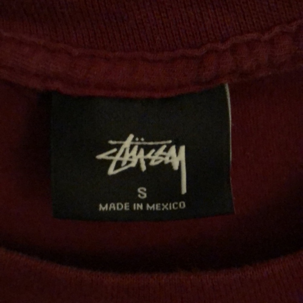 Men’s Stussy Tee size Small - Picture 2 of 2